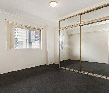 CBD LOCATION - Photo 1