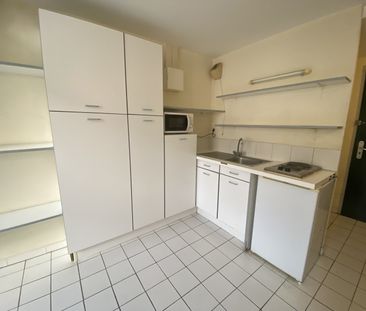 STUDIO MEUBLE - LYON 7ème - Photo 3