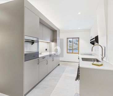 RUSTIC WELLNESS OASIS IN THE VILLAGE CENTER - Photo 2