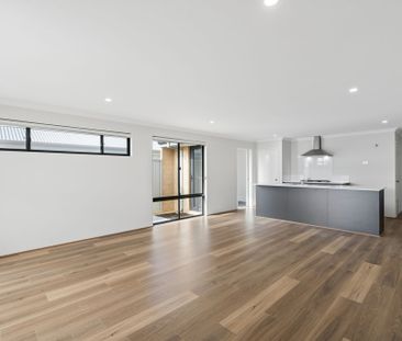 8 Riddell Street, Eglinton WA 6034 - Photo 2