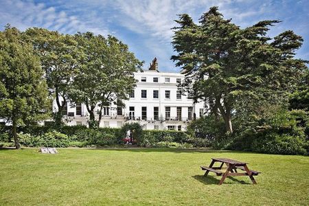 Sussex Square, Brighton - Photo 3