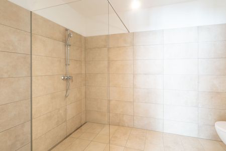 Moderne 2-Zimmer-Wohnung mit Terrasse in Nettingsdorf zu mieten! - Photo 5