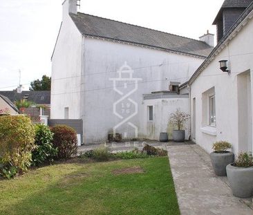 PLOEMEUR Centre- Du charme pour cette maison T4 avec jardinet et pa... - Photo 3