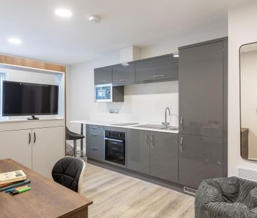 Studio to rent - Photo 6