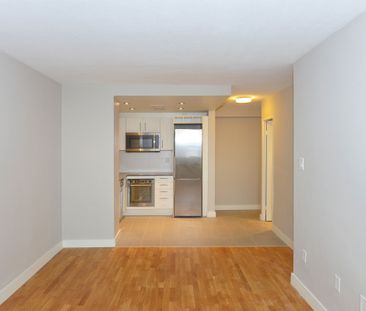 230 Oak Street - Photo 2