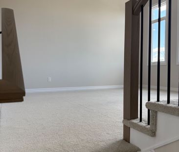 For Lease - 351 Les Emmerson Drive, Barrhaven, Ontario - Photo 6