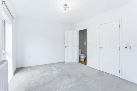 3 bedroom townhouse to rent - Photo 4