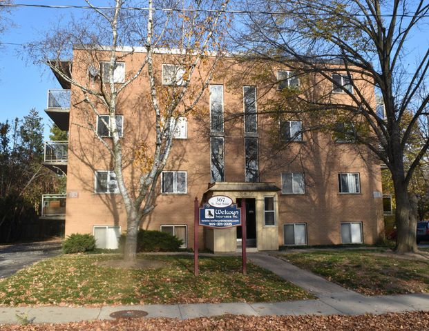 367 St. Paul | 367 St. Paul St, Burlington - Photo 1