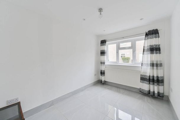 3 bedroom house to rent - Photo 1