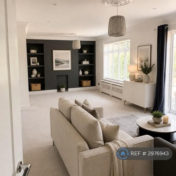 4 bedroom detached house to rent - Photo 1