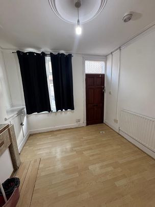 2 Bed Terrace Twycross Street Leicester LE2 - Ace Properties - Photo 1