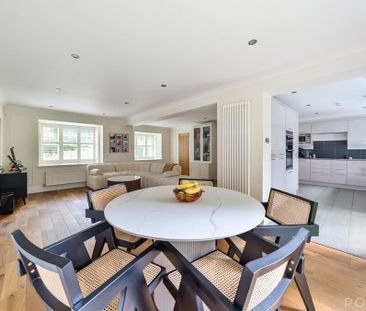 4 bedroom semi-detached house to rent - Photo 4