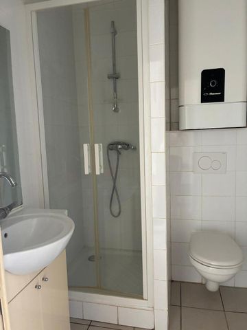 Location Appartement 2 pièces 32m² TAIN L HERMITAGE 26600 - Photo 3
