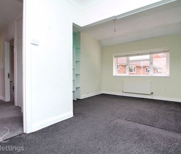 3 Bed property for rent - Photo 3