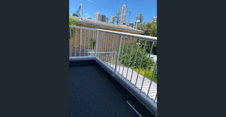 UNIQUE & IMMACULATE - Photo 5