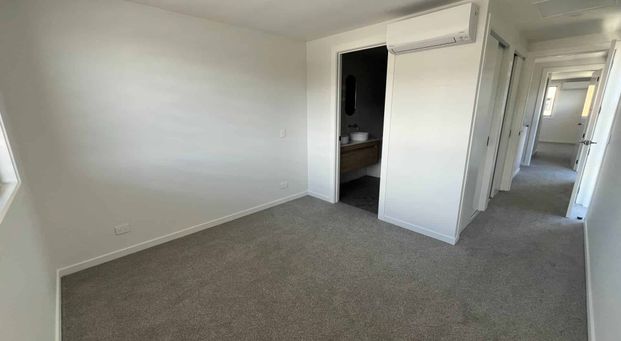 High spec two-bedroom townhouse - Photo 1