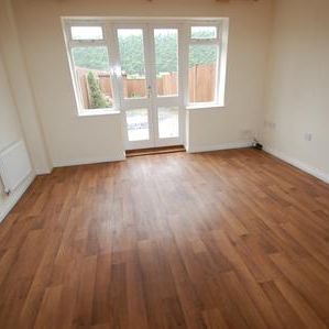 Bramling Cross Road, Burton upon Trent, DE14 - Photo 1