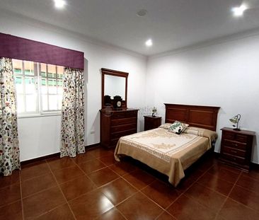 Se alquila en Aldea Blanca chalet de 3 dormitorios - Photo 6