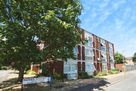 2 bedroom flat to rent - Photo 4