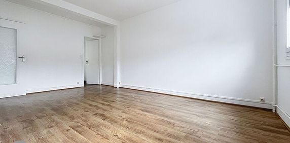 Appartement - 2 pièces - 42,20 m² - Saint-Jean-de-la-Ruelle - Photo 2