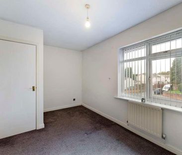 Bishop Road, Chell, Stoke-on-trent, ST6 - Photo 6