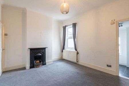 Park Avenue, Gravesend, DA11 - Photo 3
