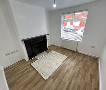 Newton Road, Hoylake - Photo 1