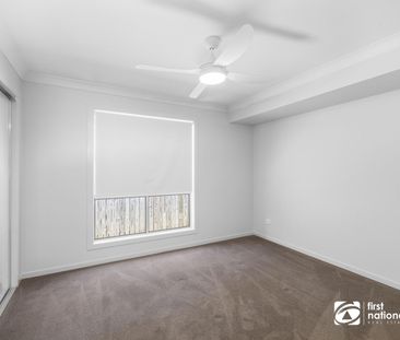 CHARMING FAMILY HOME CLOSE TO BAY IN THORNESIDE - Photo 3