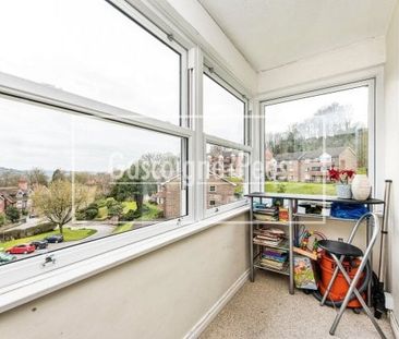 Portsmouth Road, Guildford - Photo 4