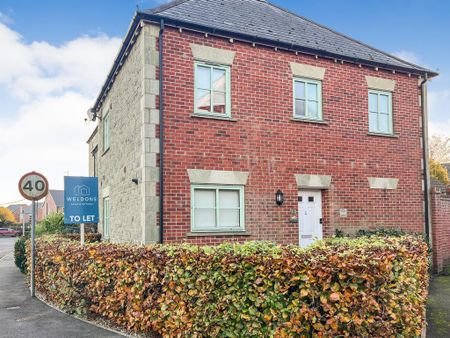 3 bedroom semi-detached house to rent - Photo 4