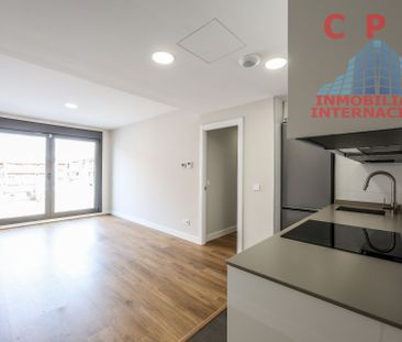 Piso de alquiler en Casco Histórico de Barajas - Photo 2