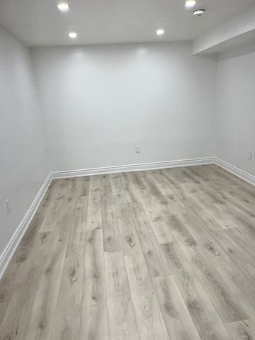 For Lease - 5174 Sundial Court Unit# Basement, Mississauga, Ontario - Photo 3