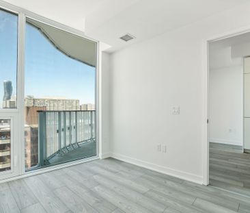 For Lease - 1 FAIRVIEW Road Unit# 1107, Mississauga, Ontario - Photo 2