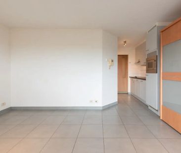 Modern appartement met prachtig zicht en 1 slaapkamer te Mariakerke... - Photo 1