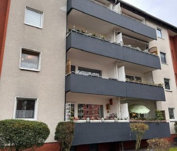 3-Zi-Wohnung im 3.OG mit Balkon und Garage in Langenhagen - Photo 1