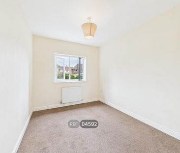 2 bedroom maisonette to rent - Photo 3
