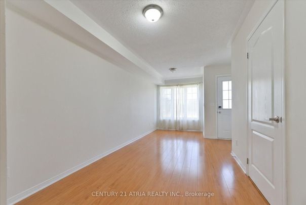 For Lease - 5245 Major Mackenzie Drive, Markham, Ontario - Photo 1