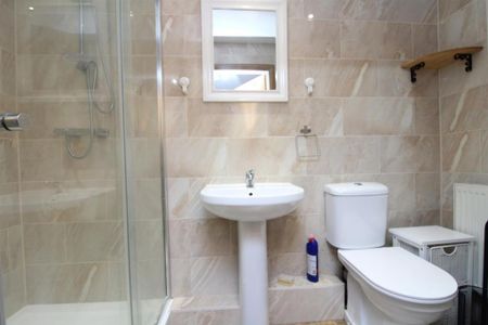 1 bedroom maisonette to rent - Photo 5