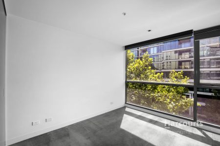 Spacious 1 Bedroom In Leafy East Melbourne! - Photo 4