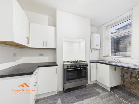 2 bedroom terraced house to rent - Photo 4