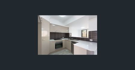 MODERN STYLISH TOWNHOUSE - FULLY AIR-CONDITIONED - Photo 5