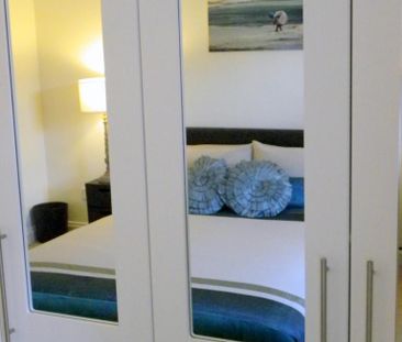 2 bedroom flat to rent - Photo 6