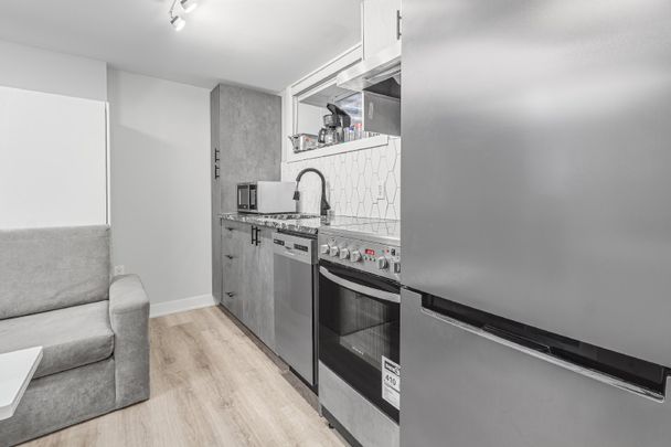 92 Hinton Avenue North - 619 - Photo 1