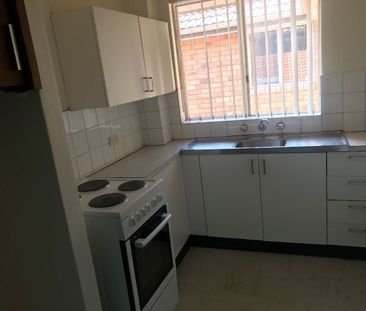 Walking Distance To Liverpool Station & Hospital! - Photo 1