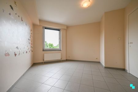 Ruim appartement in hartje Izegem - Foto 2