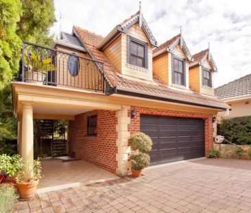 Chic Furnished Apartment in Gorgeous Linley Point - Photo 3