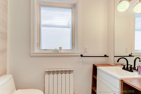 For Lease - 194 Roe Avenue, Toronto, Ontario - Photo 4