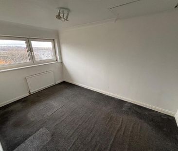 2 bedroom maisonette to rent - Photo 2