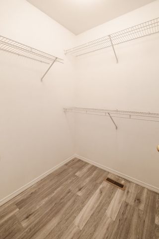 🏡 Charming 2 Bedroom - Photo 3