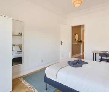 Rooms for rent in 9-bedroom apartment in Campo Pequeno - Foto 6